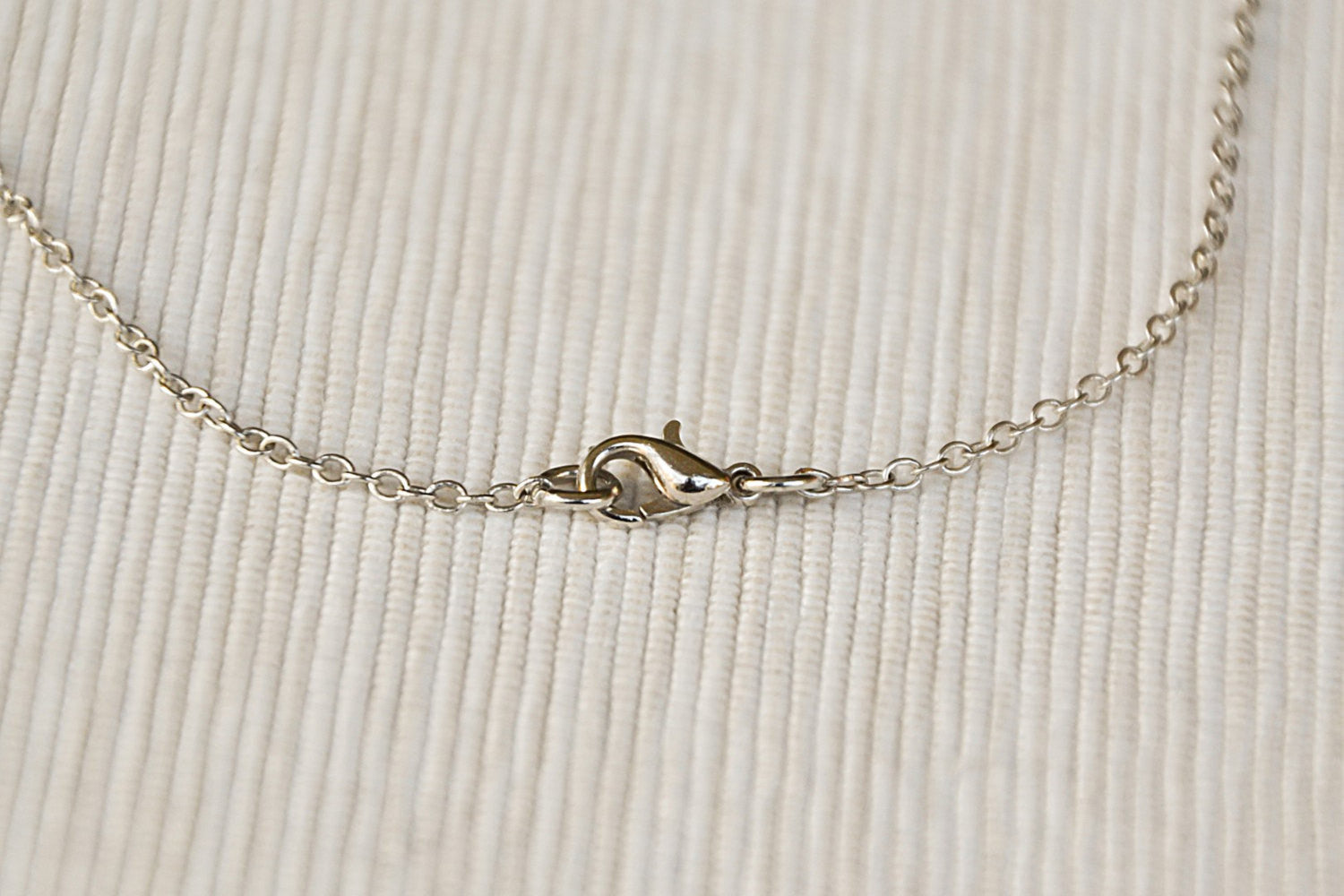 Silver triangle necklace for women, stainless steel chain necklace - shani-adi-jewerly
