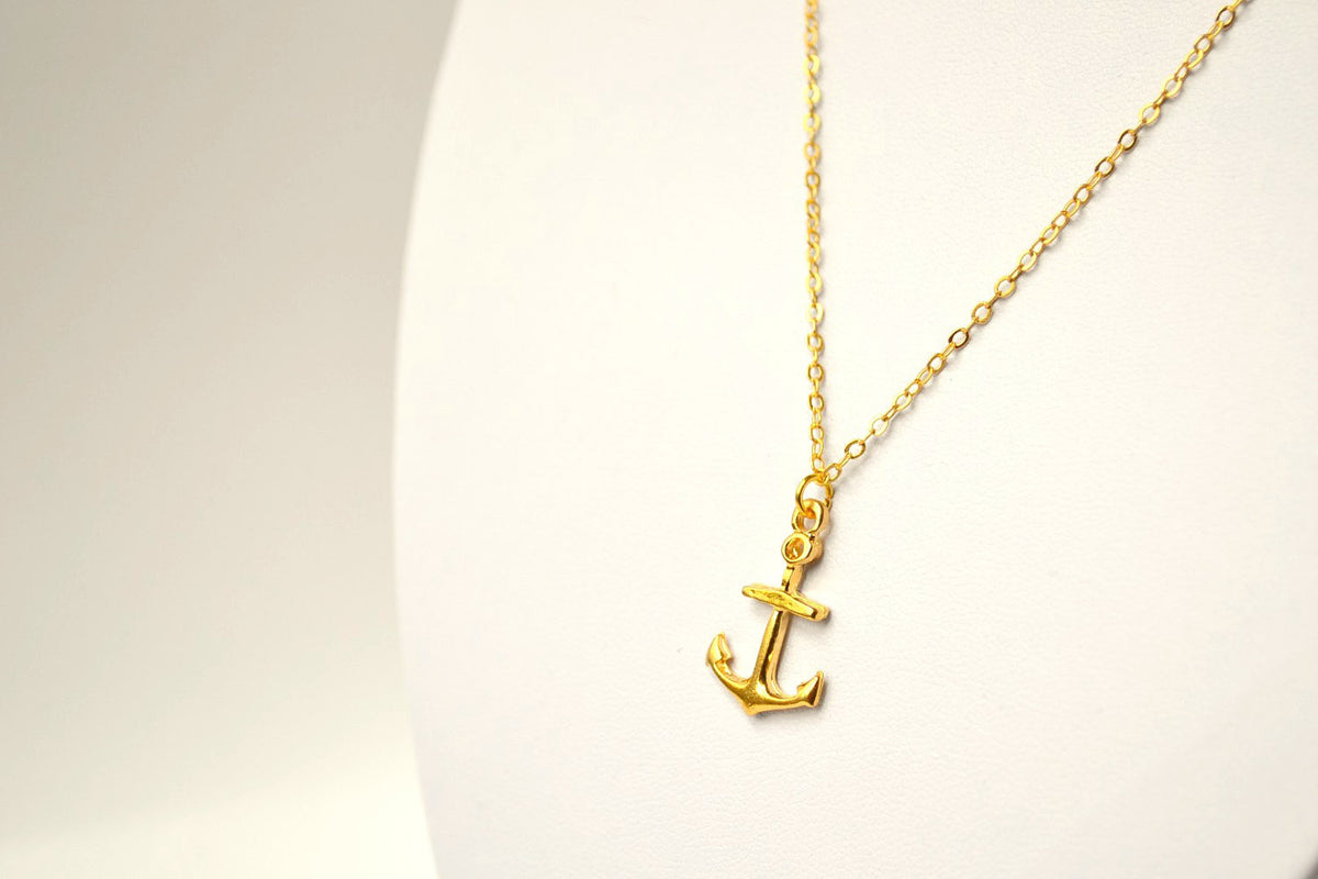 Anchor necklaces sale for her