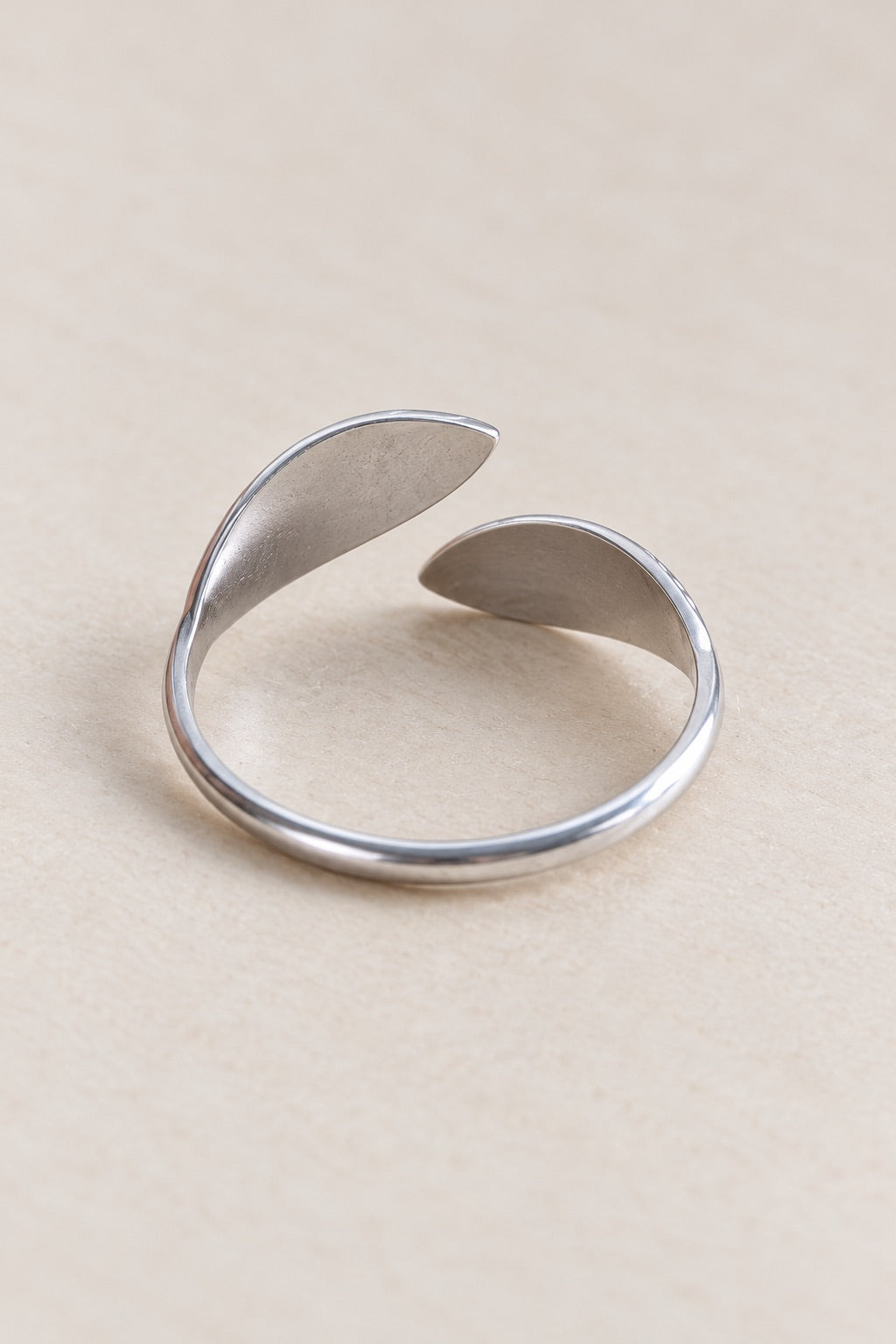 Men's Leaf Ring, Stainless Steel Open Band, Silver Tone Botanical Jewelry for Men, Nature Statement Ring, Gift for Him, Daily Style, Wrapped