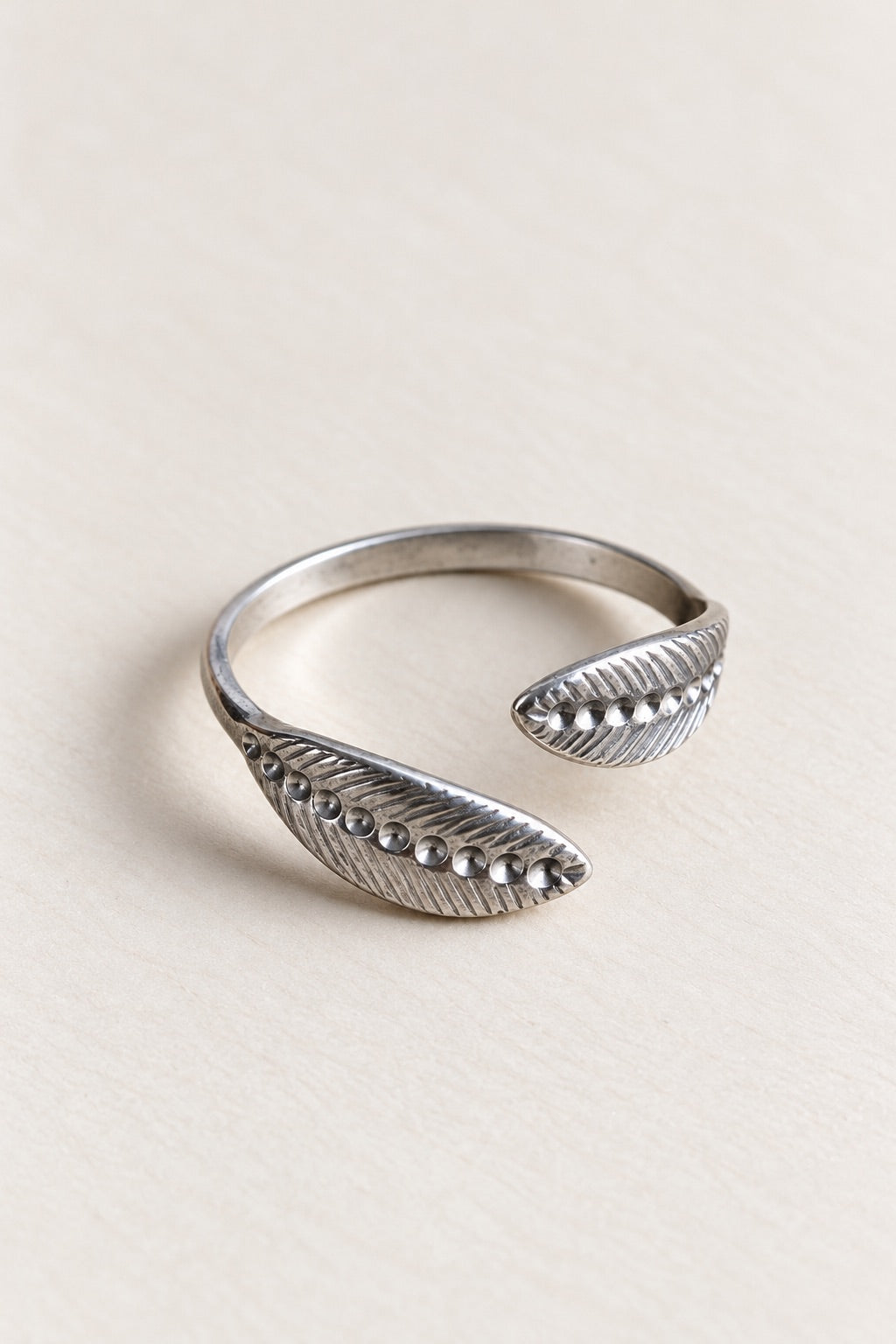Men's Leaf Ring, Stainless Steel Open Band, Silver Tone Botanical Jewelry for Men, Nature Statement Ring, Gift for Him, Daily Style, Wrapped