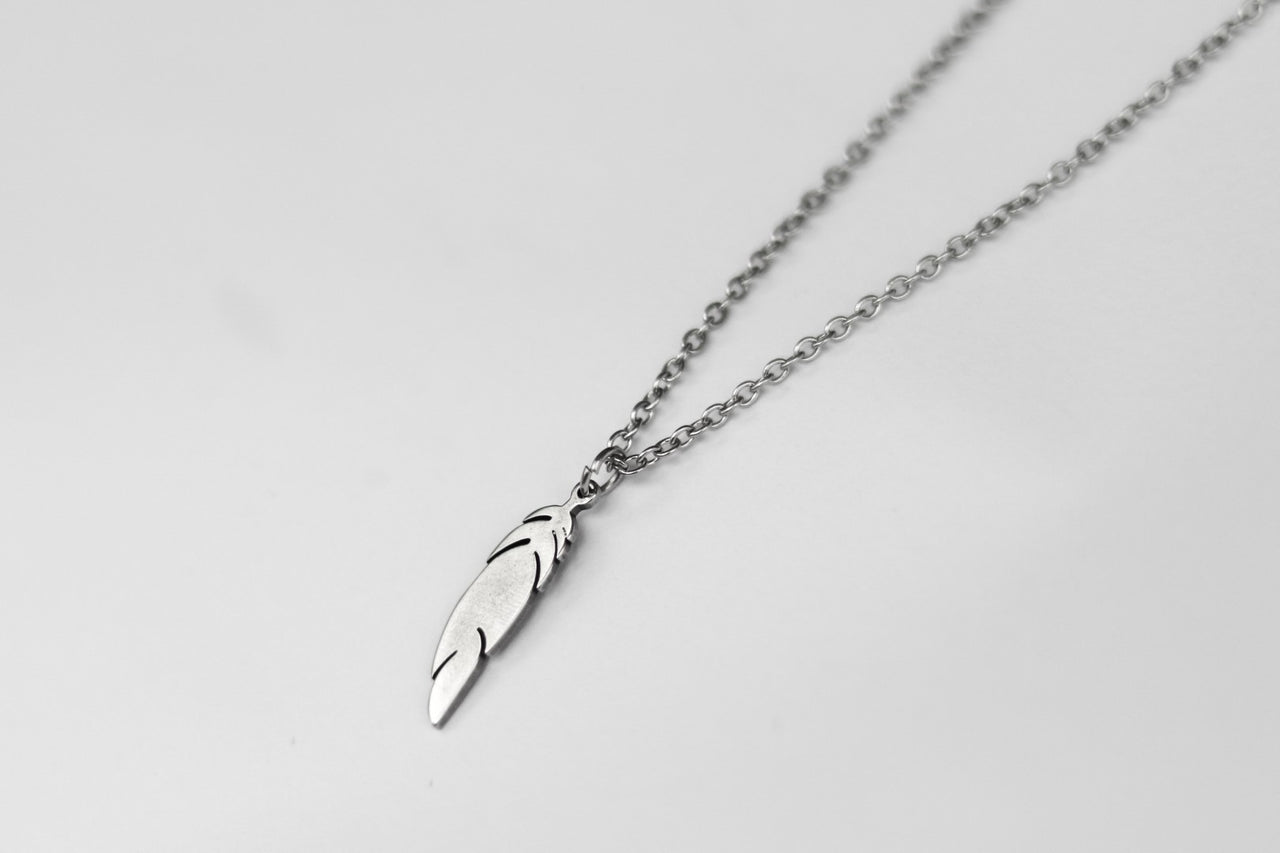 Silver feather necklace for men, stainless steel chain necklace, waterproof - shani-adi-jewerly
