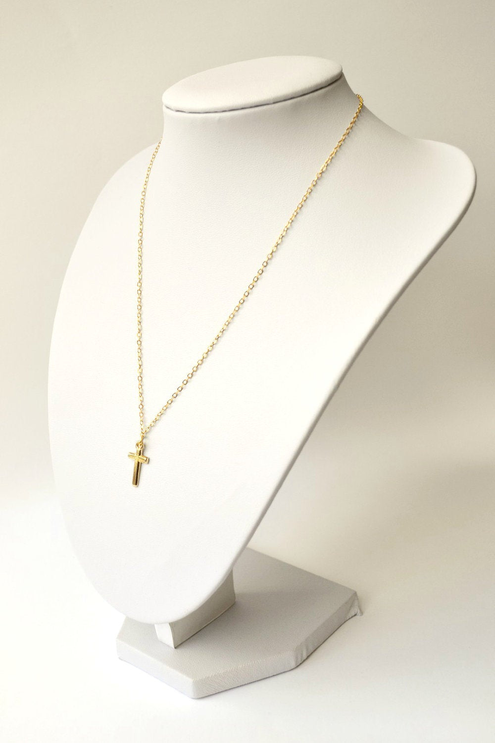 Kreuz Halskette für Frauen Goldkette, christlich-katholischer Schmuck