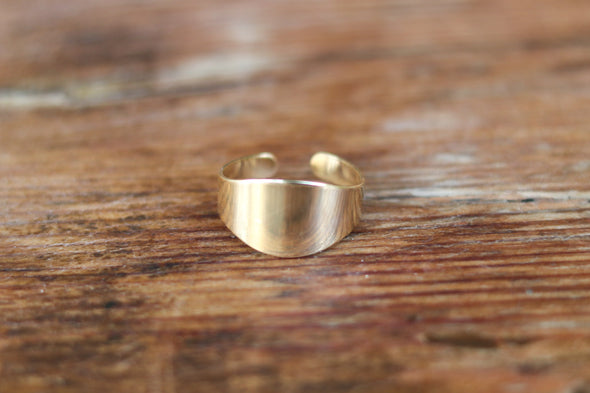 Ring für Männer, schlichter Goldring, Herrenring, Freundgeschenk für ihn, verstellbarer Ring, gewickelter Ring, minimalistischer Herrenschmuck, Stapelring