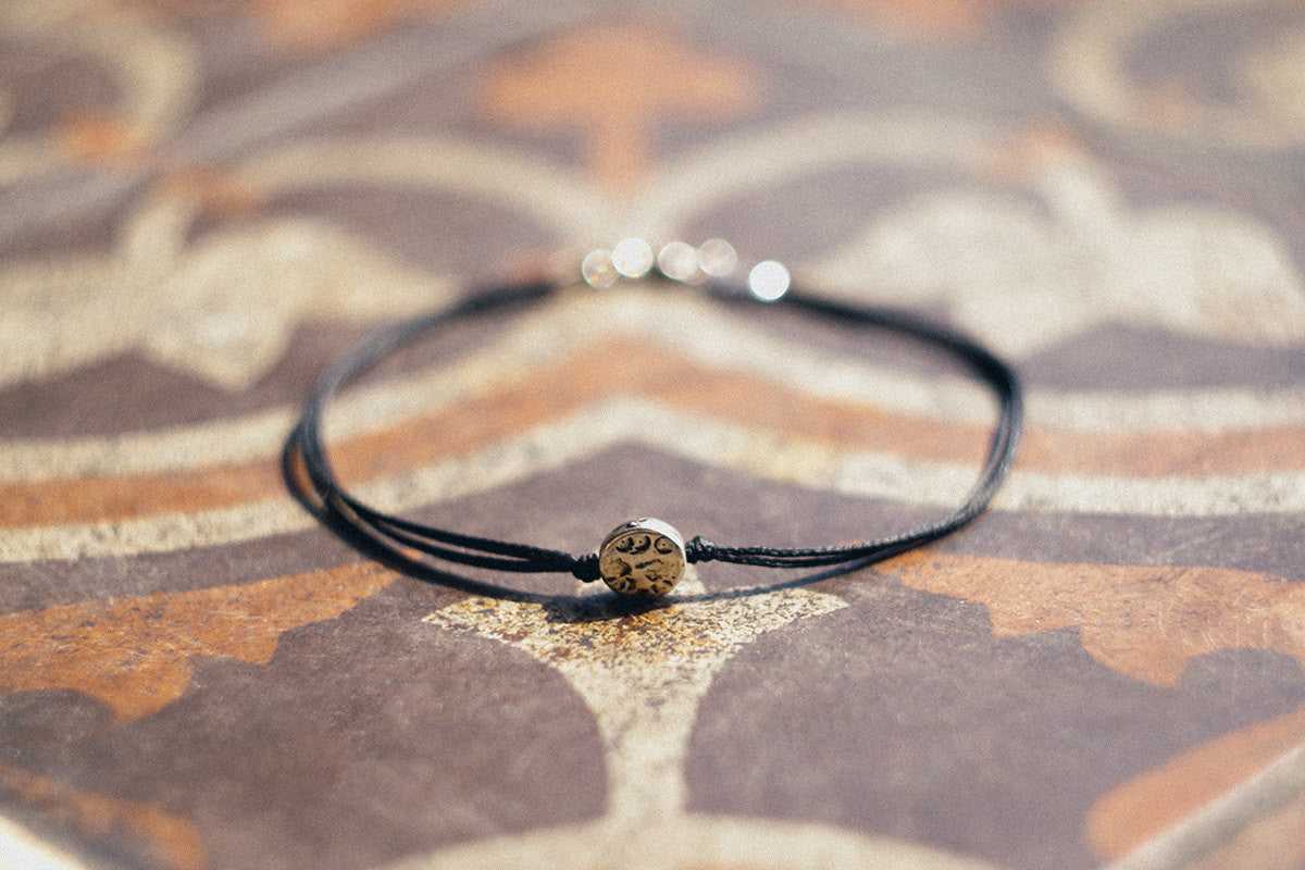 Black ankle bracelet for men with a silver round charm, men's anklet - shani-adi-jewerly