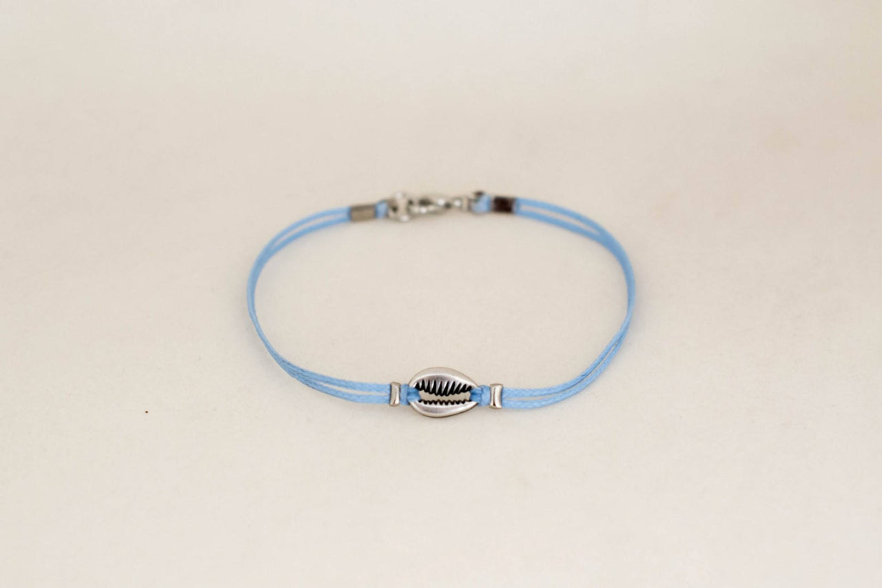 Men's bracelet with silver shell charm - shani-adi-jewerly