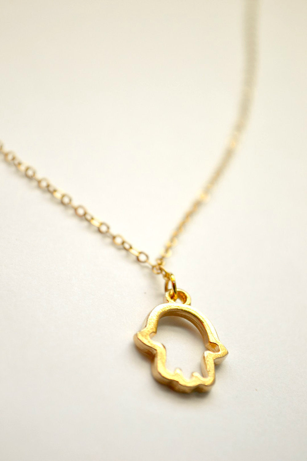 Gold chain women's Hamsa necklace - shani-adi-jewerly