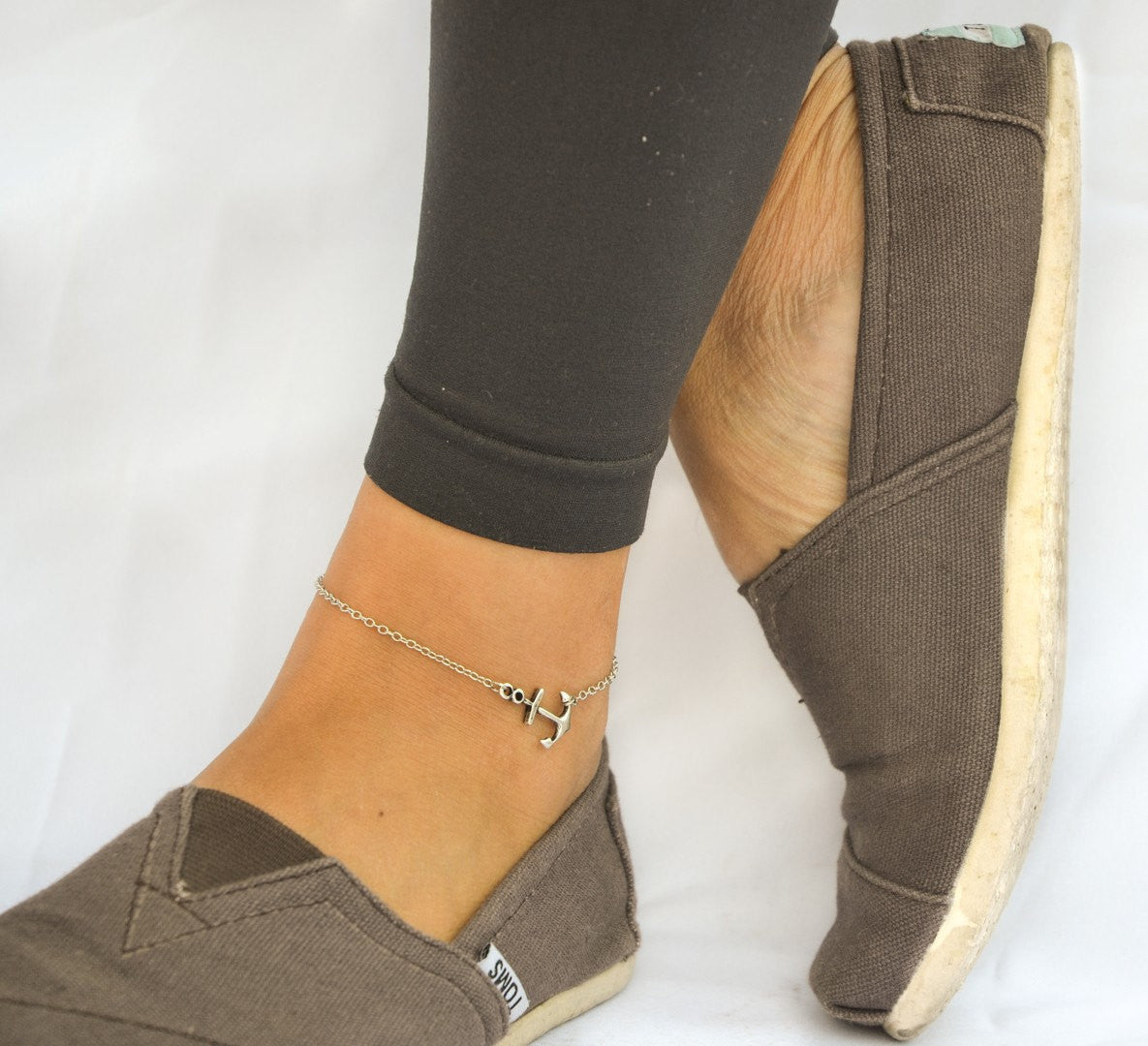 Dainty silver chain anklet with silver anchor charm - shani-adi-jewerly