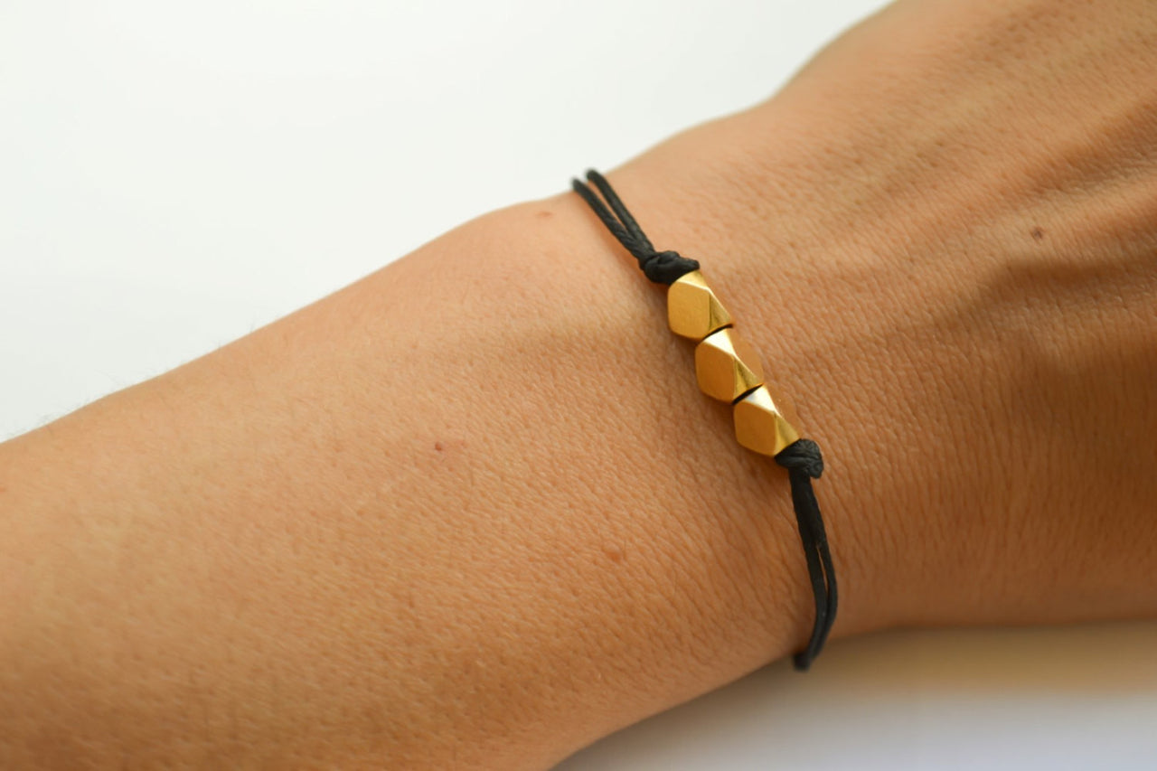 Gold nugget beads cubes bracelet - shani-adi-jewerly