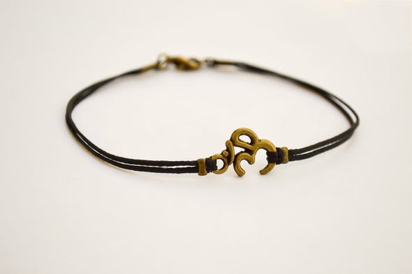 Men's bracelet with bronze tone brass Om charm - shani-adi-jewerly