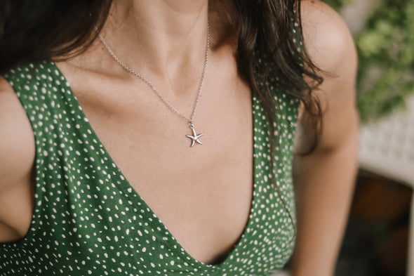Silver starfish necklace, small pendant, stainless steel chain necklace, beach starfish, bridesmaids gift for her, minimalist, Layering girl, waterproof jewelry