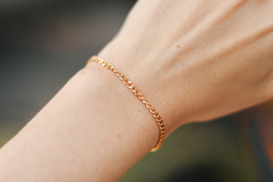 Goldarmband, zierliches goldfarbenes Edelstahlkettenarmband, wasserdichtes Armband