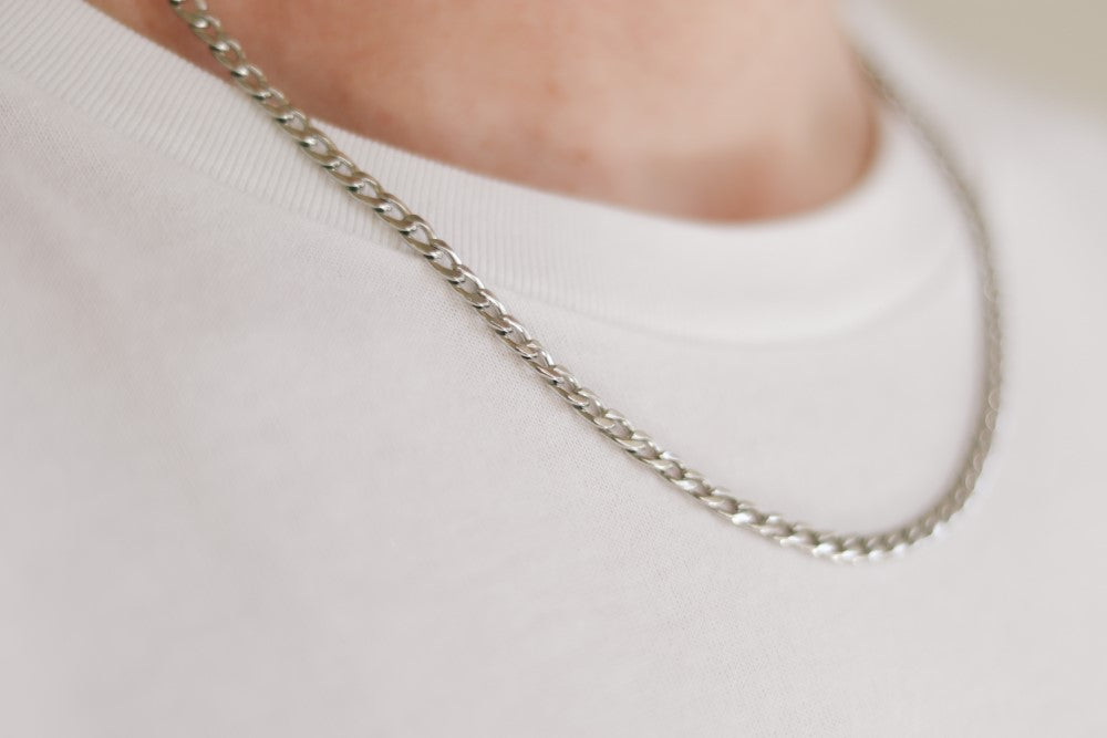 Silver links chain necklace for men
