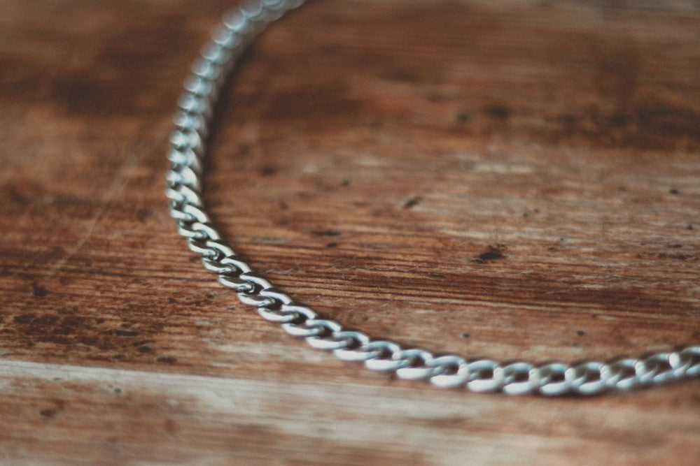 Silver links chain necklace for men